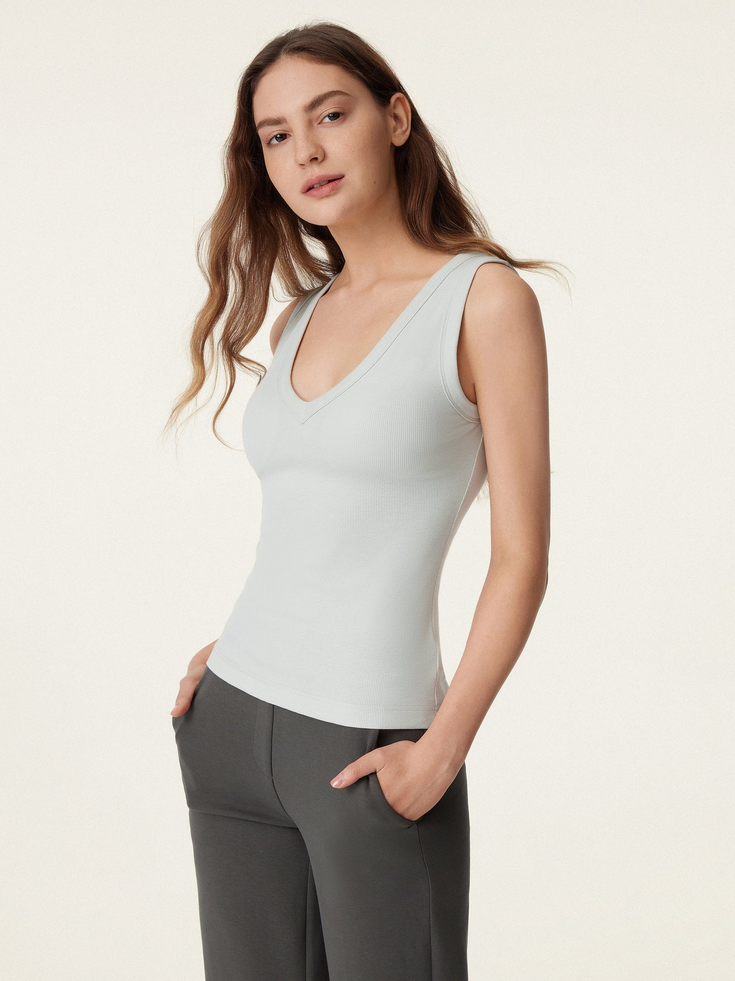 Dehnbare V-Ausschnitt Baumwolle Neue Luftige Brami Tanktop