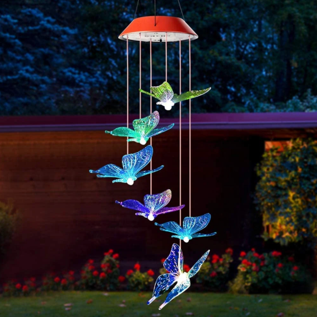 Mystischer Schmetterlingsgarten-Licht
