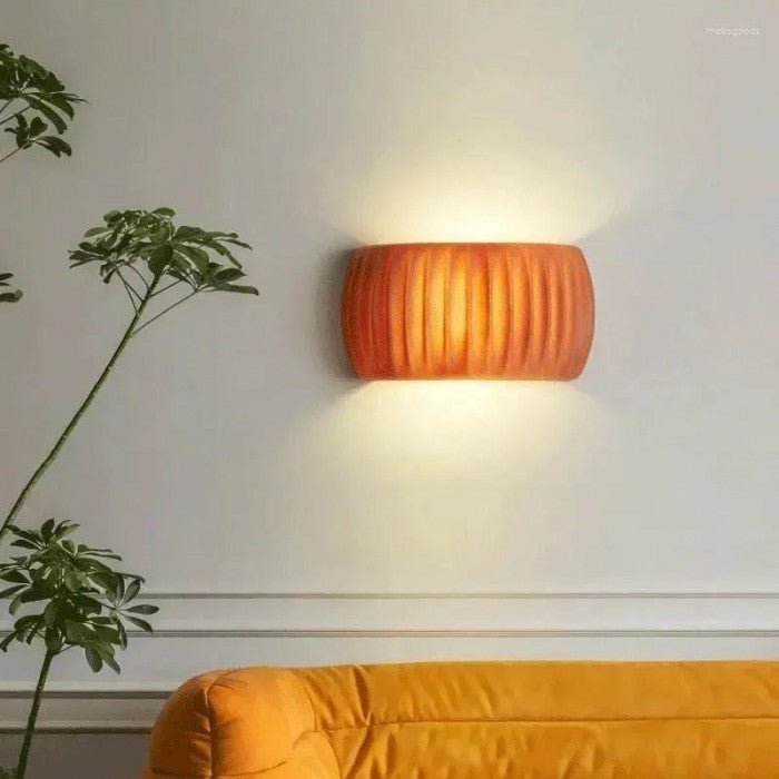 Liora – Moderne gerippte Wandleuchte mit sanftem Umgebungslicht