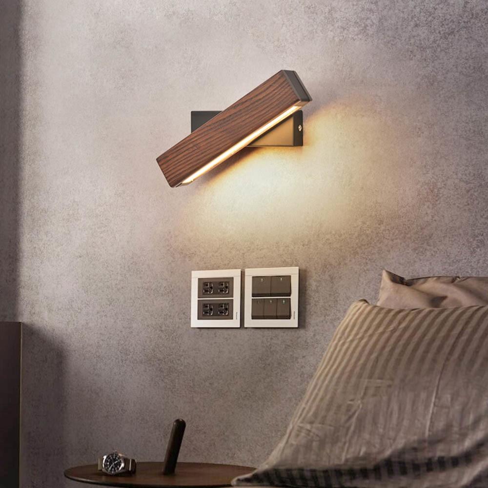 Roteerbare LED -wandlamp gemaakt van hout