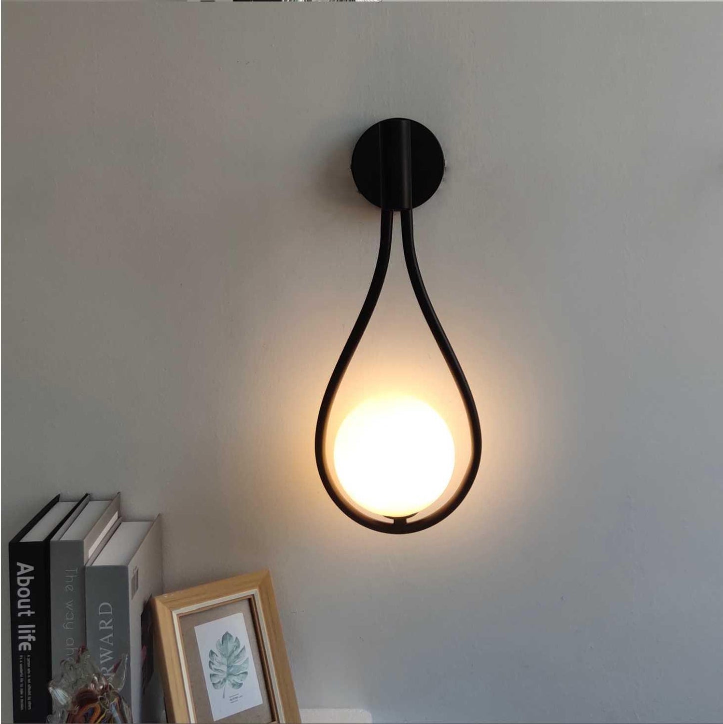 Liviara – Elegante skandinavische Wandleuchte mit minimalistischem Industriedesign