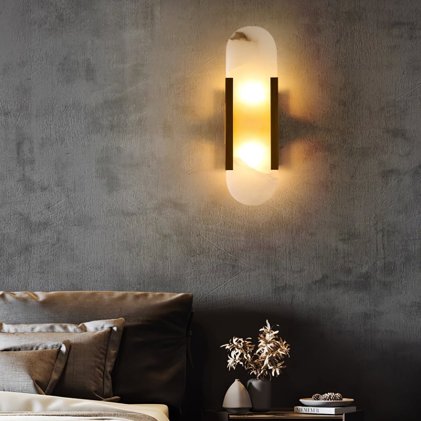 Sorenis — Verlängerte Alabaster-Wandlampe mit klassischem Metalldesign