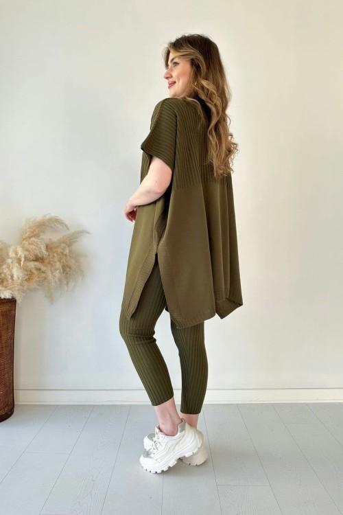Lynara Set Zwei-teiliges Set aus dehnbarem Strick für Frauen (Top + Hose)