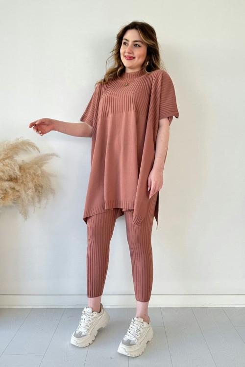 Lynara Set Zwei-teiliges Set aus dehnbarem Strick für Frauen (Top + Hose)